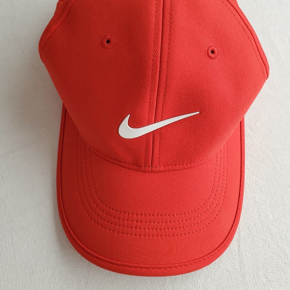Nike Golf Hat Red Lightweight Breathable Adjustable